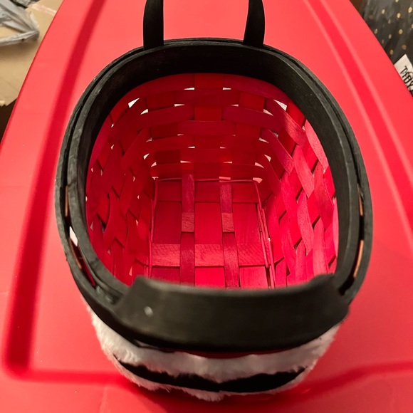 π Christmas Woven Basket π - Picture 3 of 8